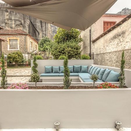 Avli Luxurious House Leilighet Kalampáka Eksteriør bilde