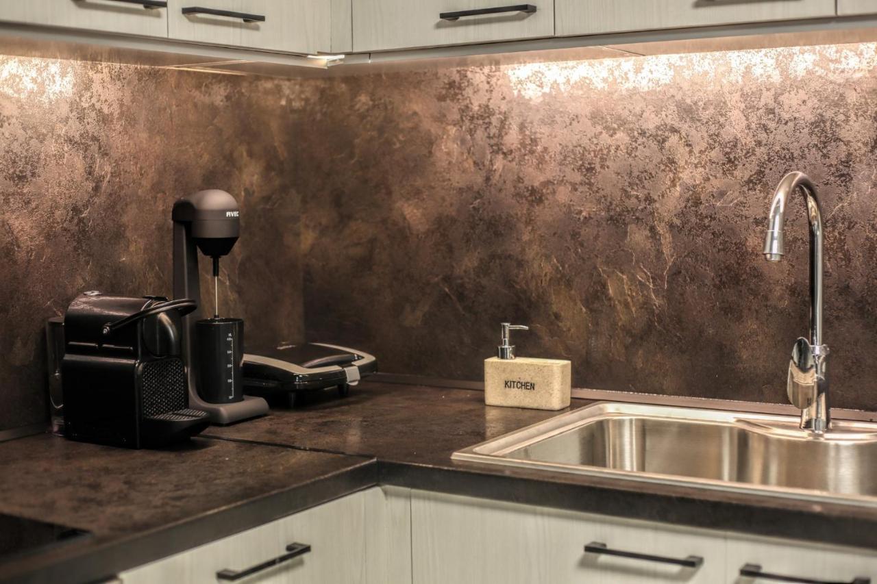Avli Luxurious House Leilighet Kalampáka Eksteriør bilde