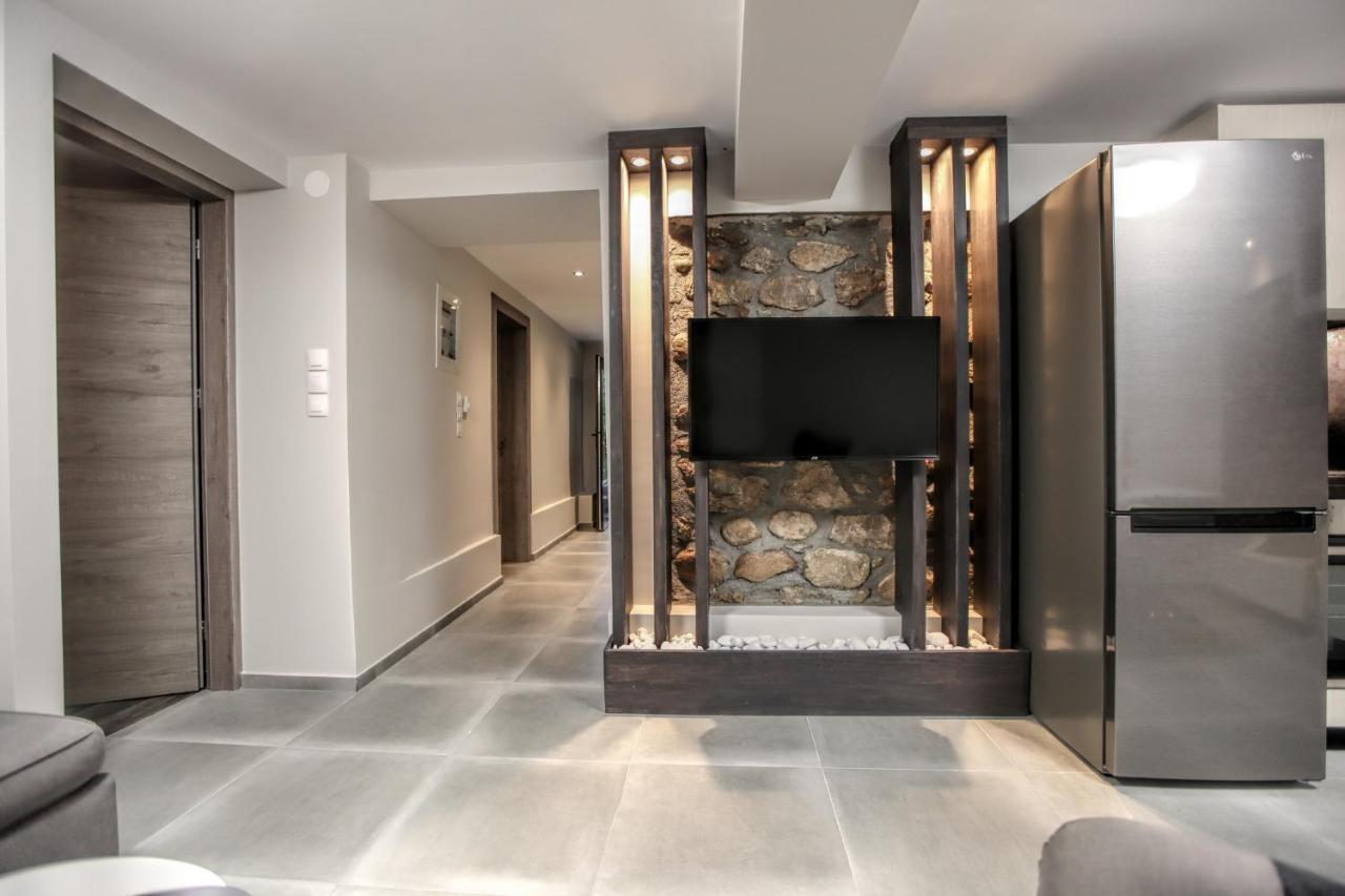 Avli Luxurious House Leilighet Kalampáka Eksteriør bilde